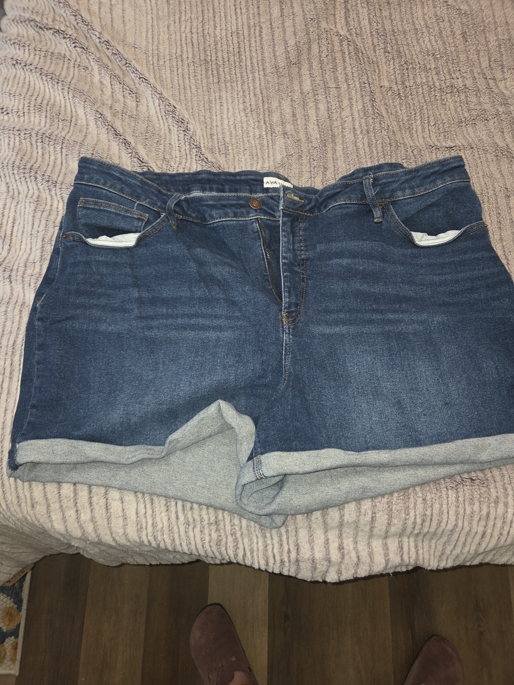 AVA & VIV Dark Blue Denim Roll-Cuff Women’s Shorts